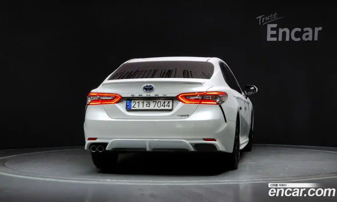 Toyota Camry 2024 2.5 Автомат в Москве № 170141, фото 19