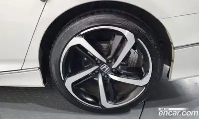 Honda Accord 2020 2.0 Автомат в Москве № 170647, миниатюра 3
