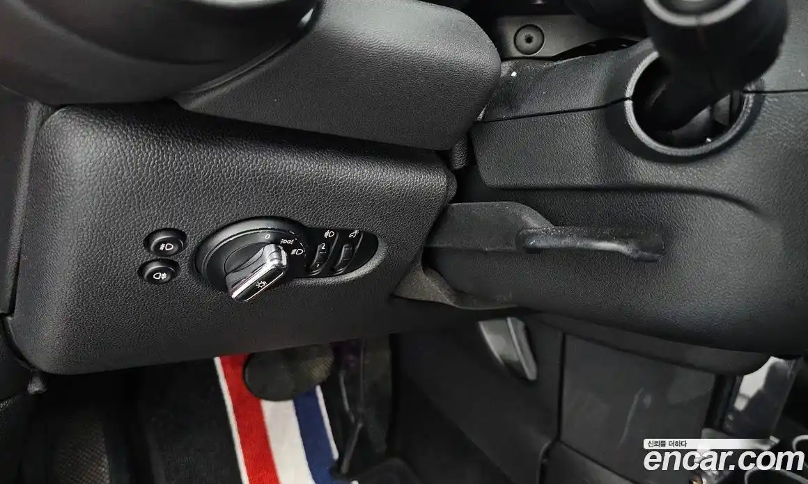 Mini Cooper 2015 1.5 Автомат в Москве № 179977, фото 20