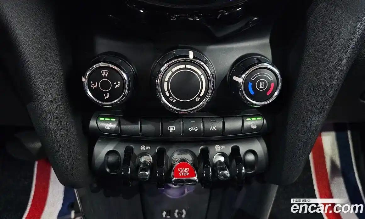 Mini Cooper 2015 1.5 Автомат в Москве № 179977, фото 2