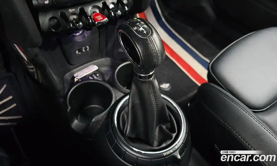 Mini Cooper 2015 1.5 Автомат в Москве № 179977, фото 4