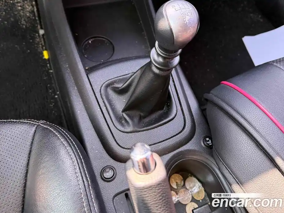 SsangYong Korando 2016 2.2 Механическая в Москве № 182477, фото 3