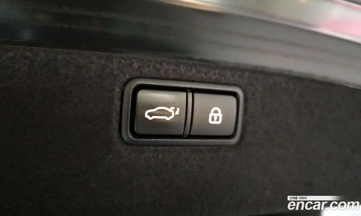 Genesis G80 2017 3.3 Автомат в Москве № 18278, фото 9