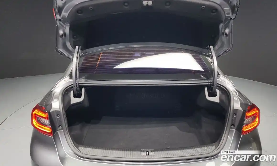 Renault SM6 2016 2.0 Автомат в Москве № 182817, фото 18