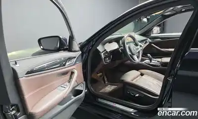 BMW 5-Series 2023 2.0 Автомат в Москве № 188190, миниатюра 8