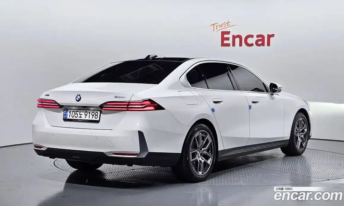 BMW 5-Series 2024 2.0 Автомат в Москве № 189289, фото 19