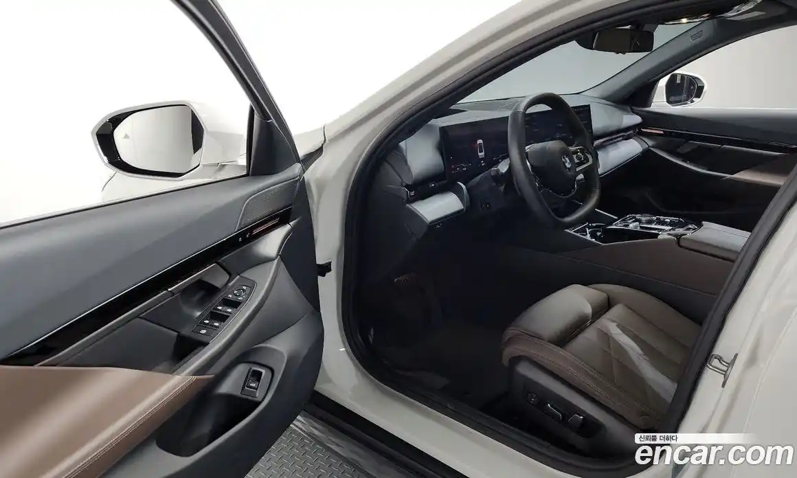 BMW 5-Series 2024 2.0 Автомат в Москве № 189312, фото 11