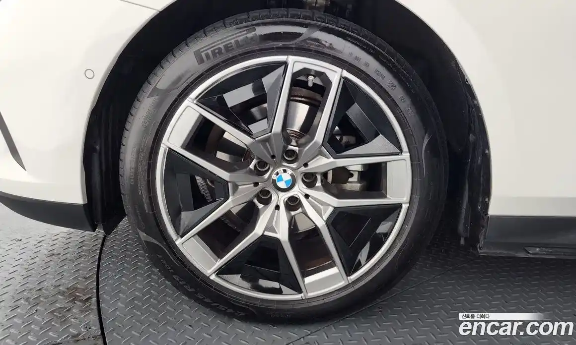 BMW 5-Series 2024 2.0 Автомат в Москве № 189312, фото 5