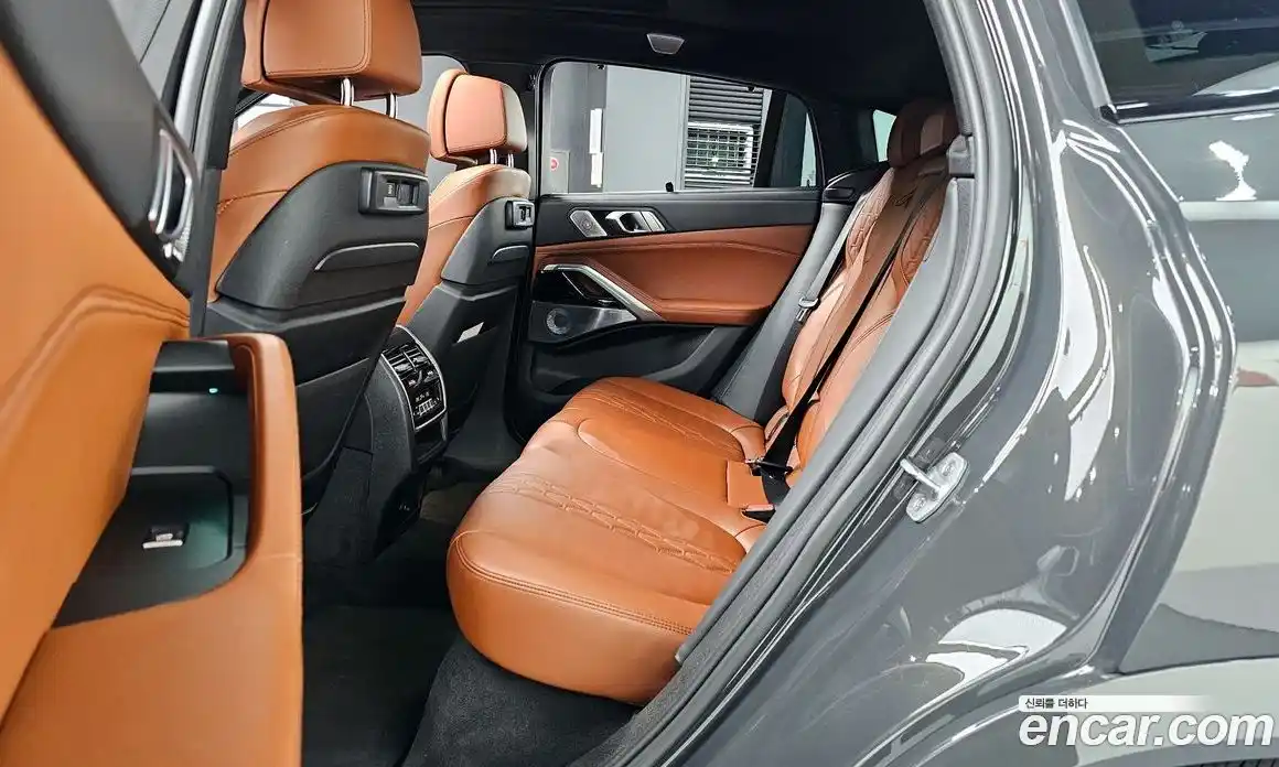 BMW X6 2023 3.0 Автомат в Москве № 191717, фото 2