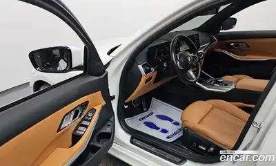 BMW 3-Series 2023 2.0 Автомат в Москве № 191931, миниатюра 2