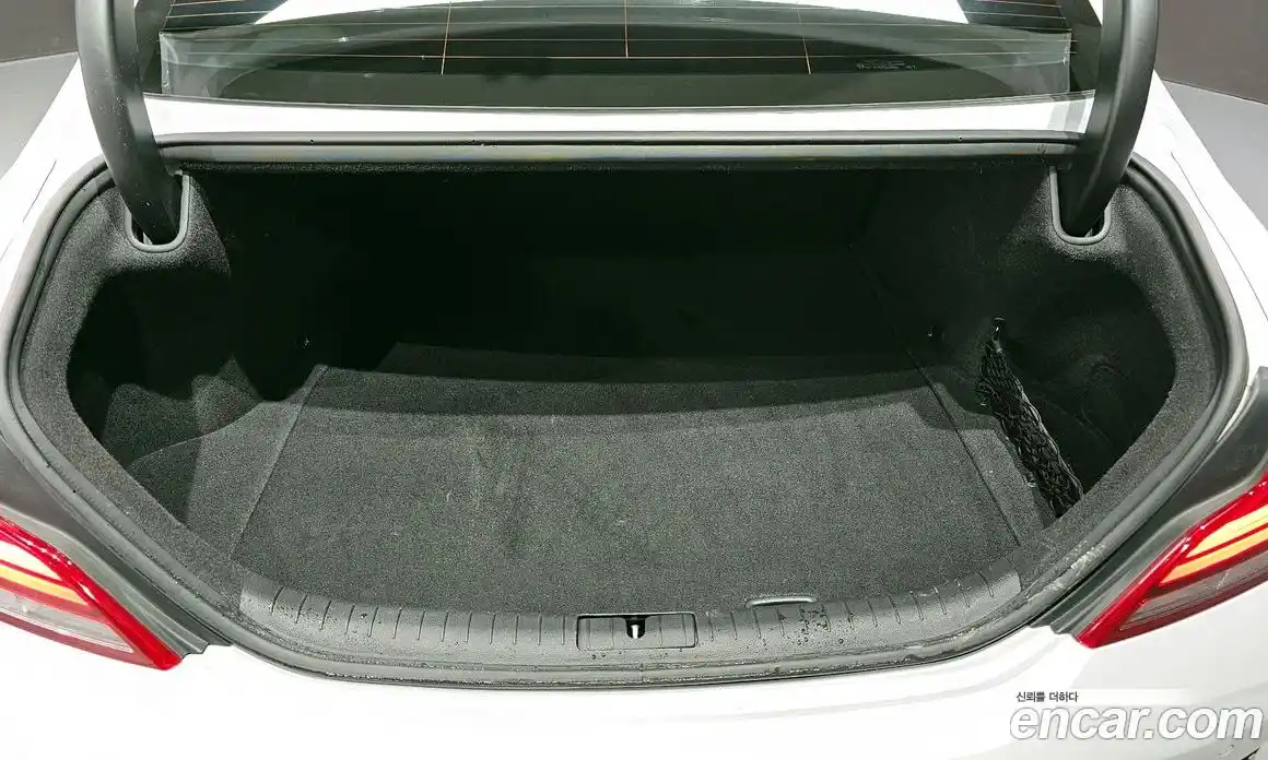 Genesis G70 2018 2.0 Автомат в Москве № 19309, фото 15