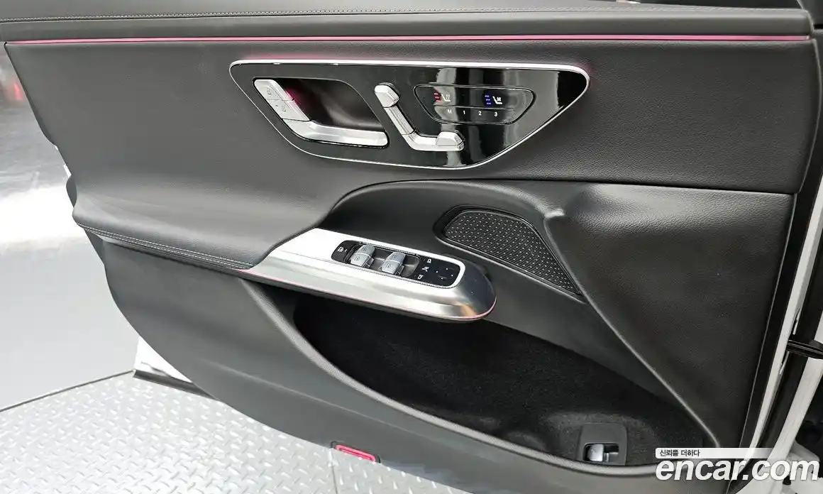 Mercedes-Benz E-Class 2025 2.0 Автомат в Москве № 193748, фото 15