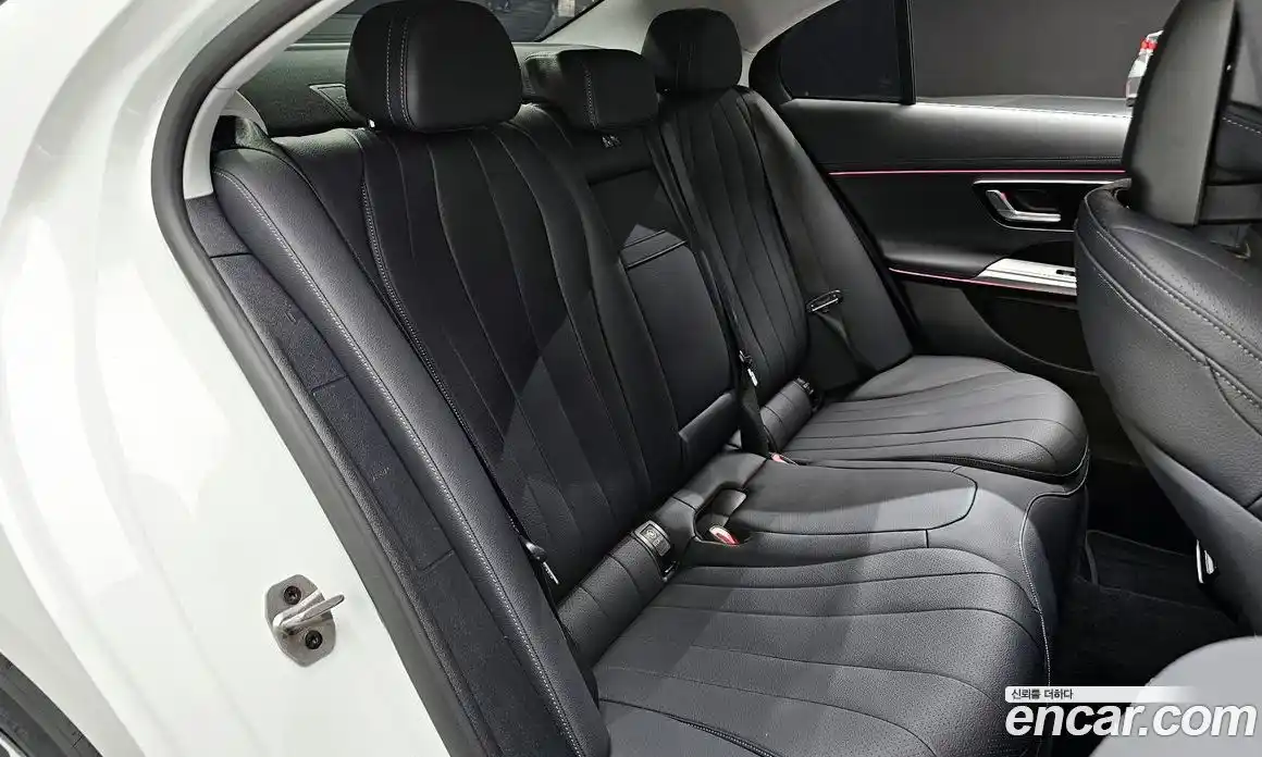 Mercedes-Benz E-Class 2025 2.0 Автомат в Москве № 193748, фото 5