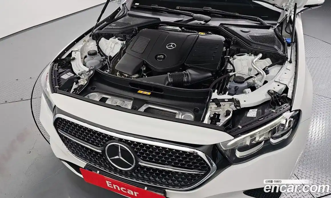 Mercedes-Benz E-Class 2025 2.0 Автомат в Москве № 193748, фото 6