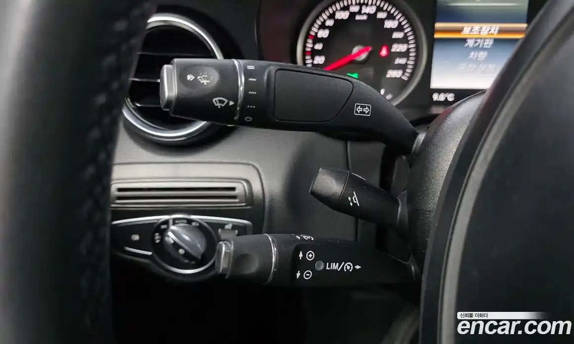 Mercedes-Benz C-Class 2016 2.0 Автомат в Москве № 195189, фото 18