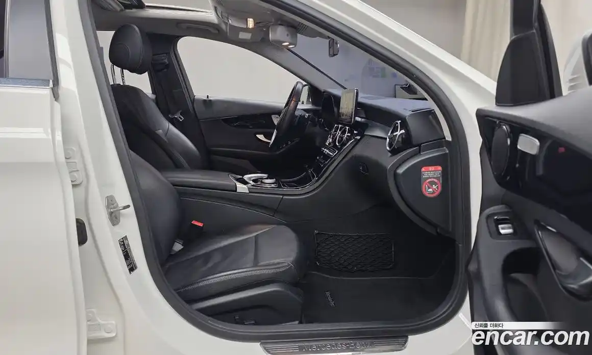 Mercedes-Benz C-Class 2016 2.0 Автомат в Москве № 195189, фото 19