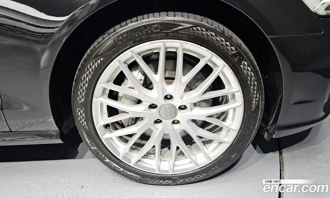 Audi A6 2016 3.0 Автомат в Москве № 196595, фото 3