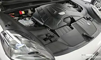 Porsche Cayenne 2020 3.0 Автомат в Москве № 197222, миниатюра 3