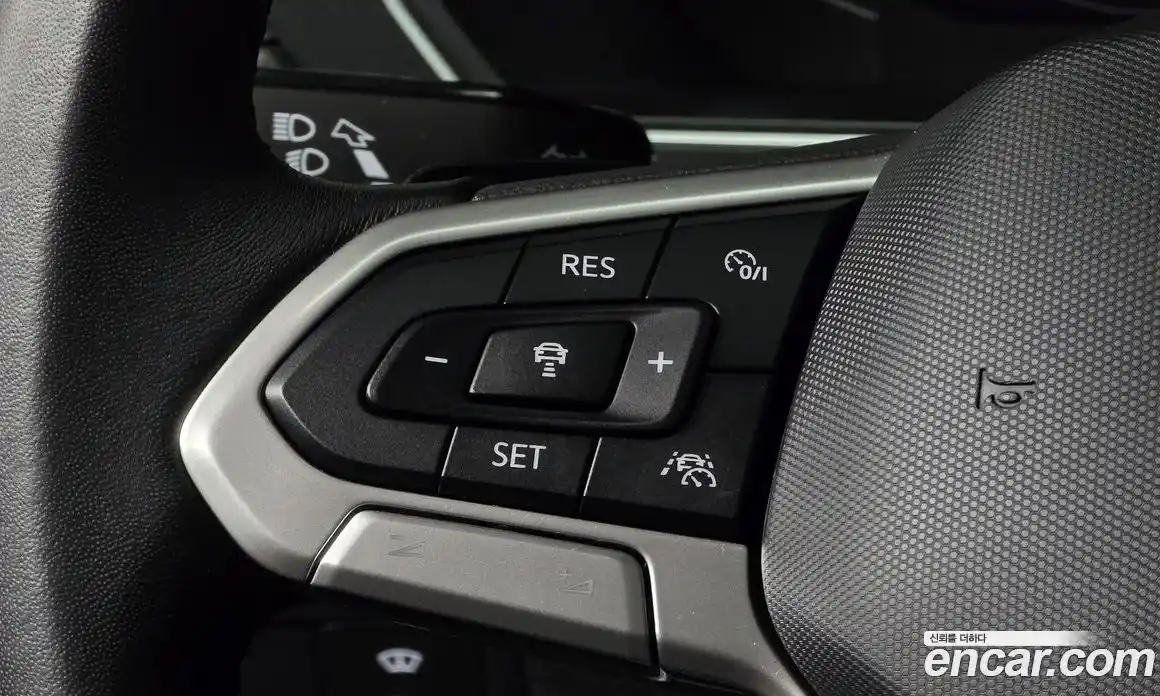 Volkswagen Tiguan 2023 2.0 Автомат в Москве № 199094, фото 5