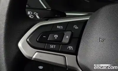 Volkswagen Tiguan 2023 2.0 Автомат в Москве № 199094, миниатюра 5