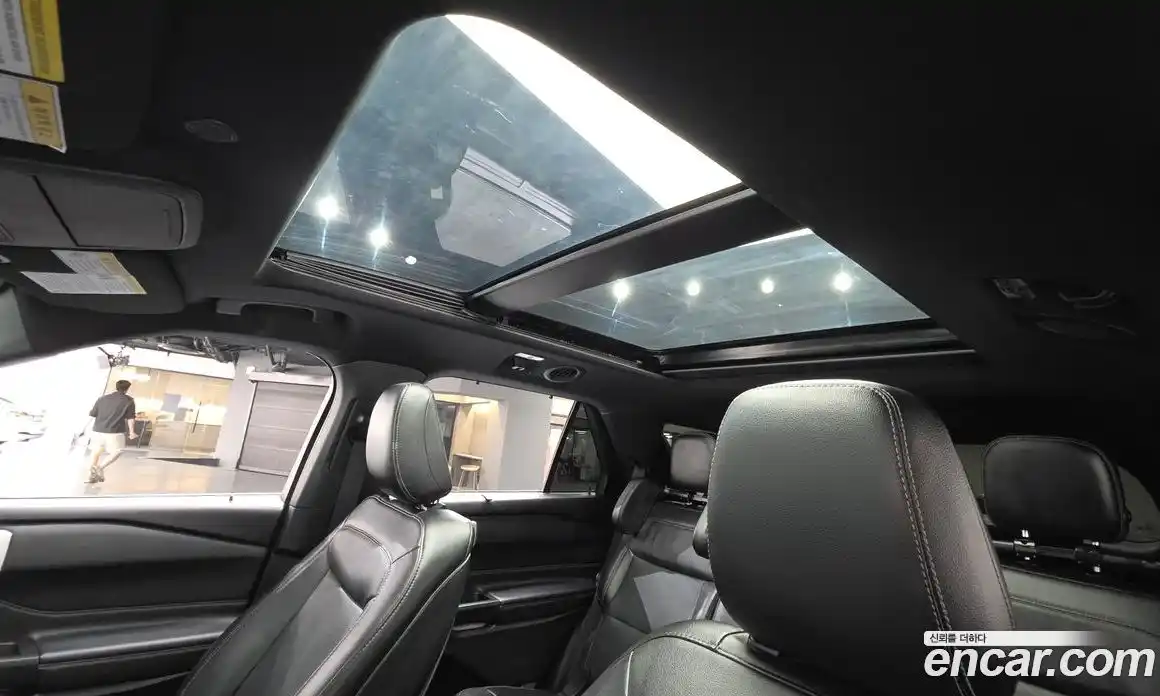 Ford Explorer 2020 2.3 Автомат в Москве № 199741, фото 12