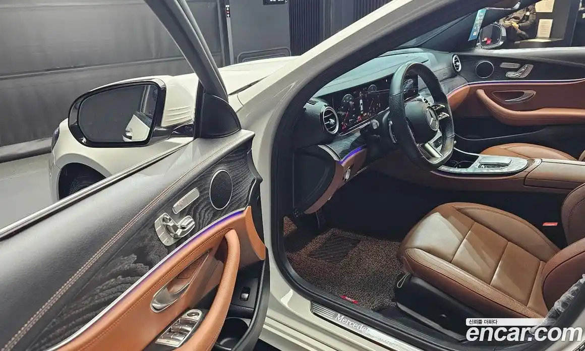 Mercedes-Benz E-Class 2021 1.9 Автомат в Москве № 204246, фото 11