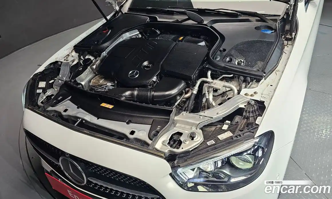 Mercedes-Benz E-Class 2021 1.9 Автомат в Москве № 204246, фото 3