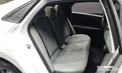 Hyundai Avante 2024 1.6 Автомат в Москве № 2043, миниатюра 3