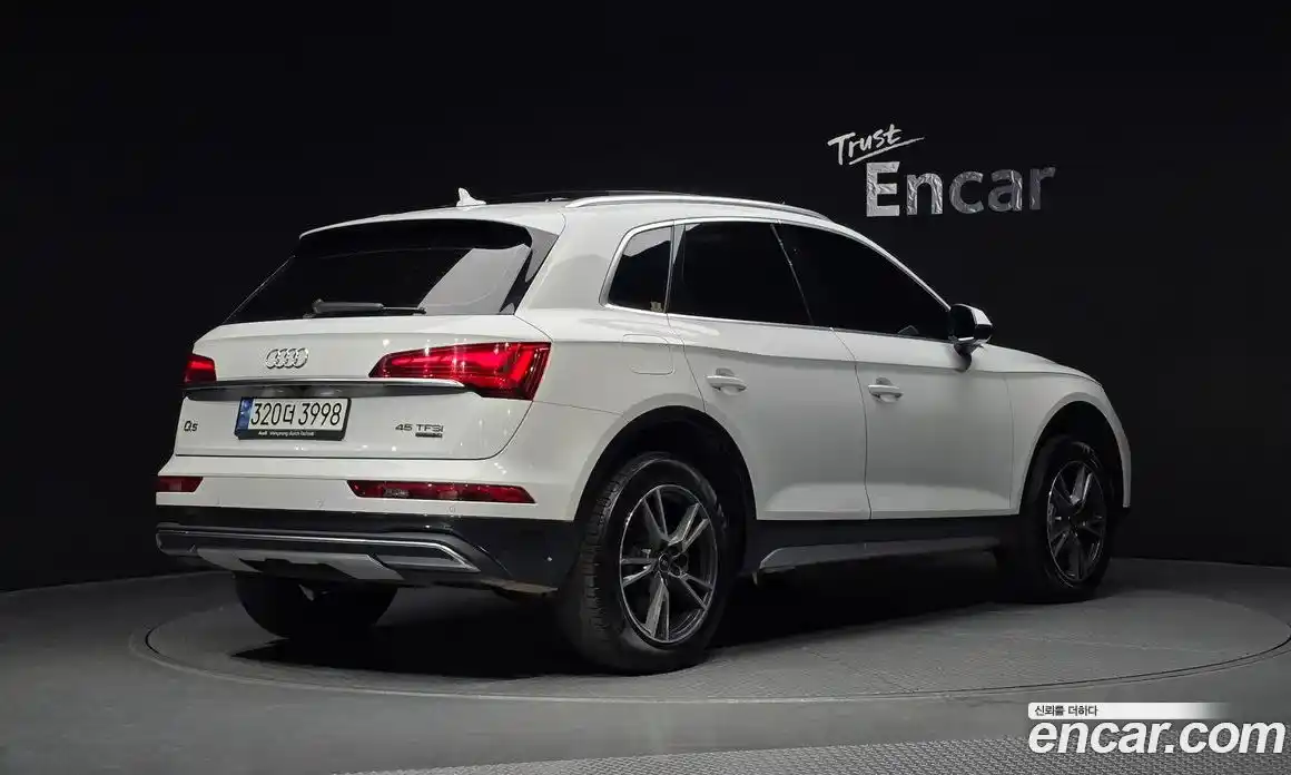 Audi Q5 2022 2.0 Автомат в Москве № 204570, фото 19