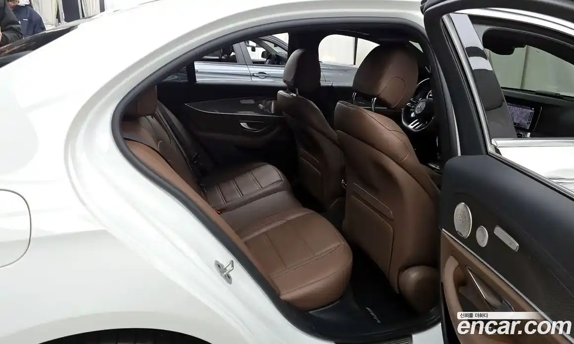 Mercedes-Benz E-Class 2021 3.0 Автомат в Москве № 205256, фото 15