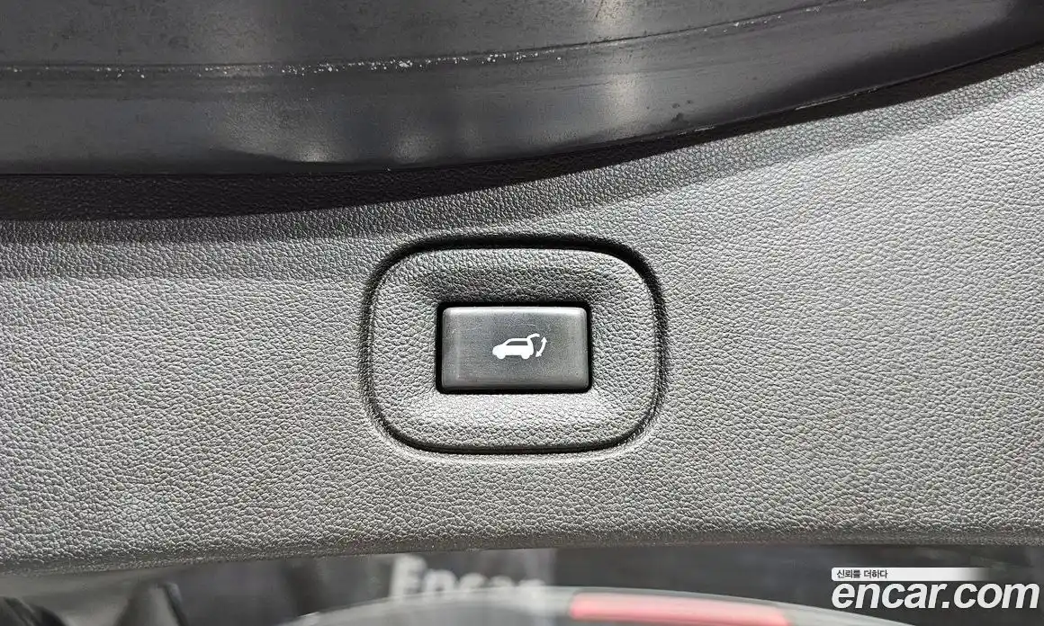 Renault QM6 2017 2.0 Автомат в Москве № 209035, фото 17