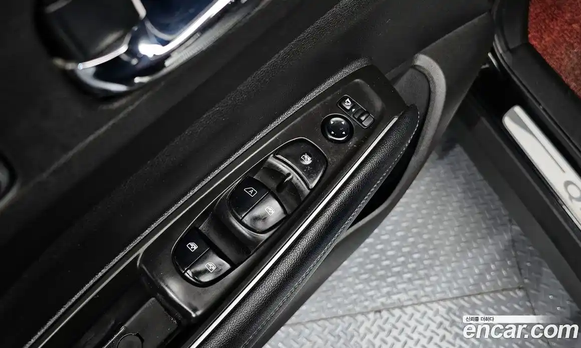 Renault QM6 2017 2.0 Автомат в Москве № 209035, фото 6