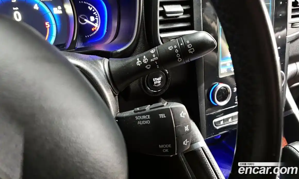 Renault QM6 2017 2.0 Автомат в Москве № 209035, фото 8