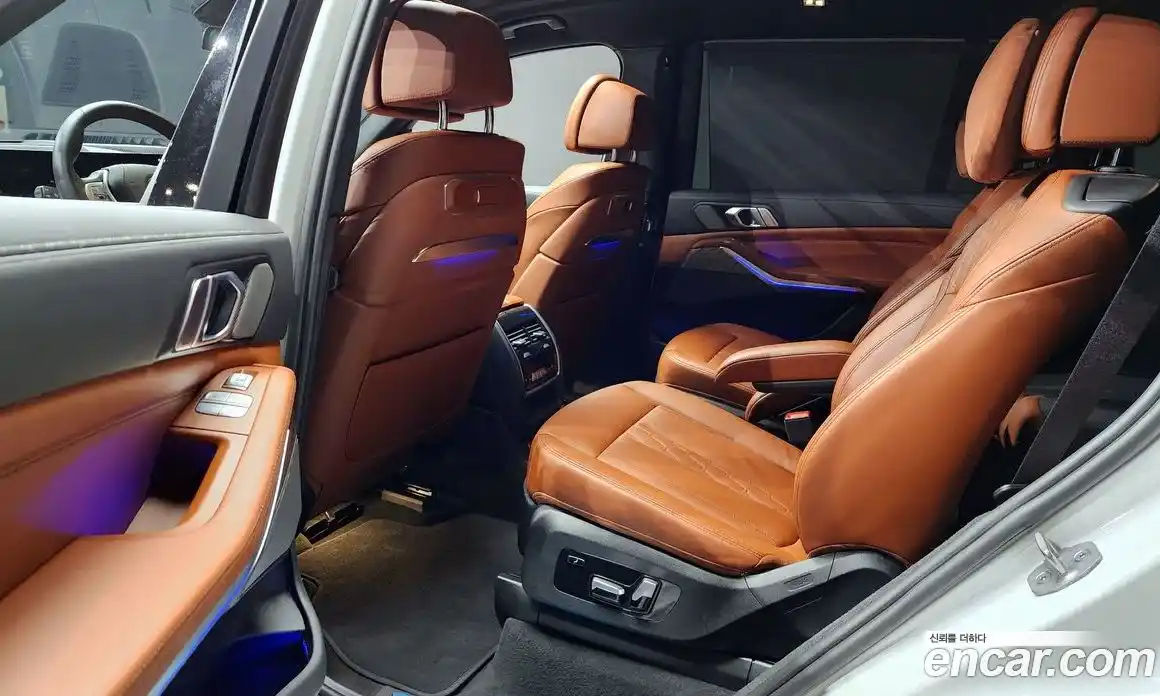 BMW X7 2023 3.0 Автомат в Москве № 211330, фото 13