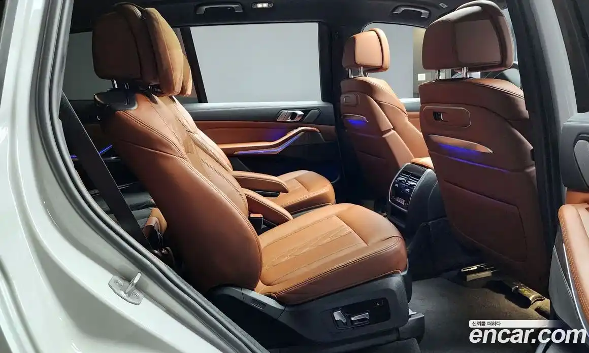 BMW X7 2023 3.0 Автомат в Москве № 211330, фото 17