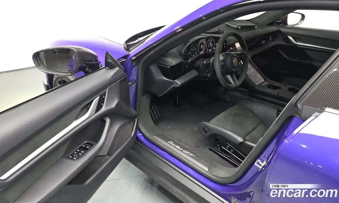 Porsche Taycan 2025 0.1 Автомат в Москве № 213053, фото 6