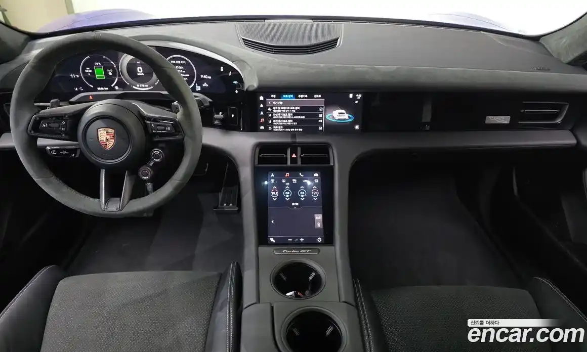 Porsche Taycan 2025 0.1 Автомат в Москве № 213053, фото 8