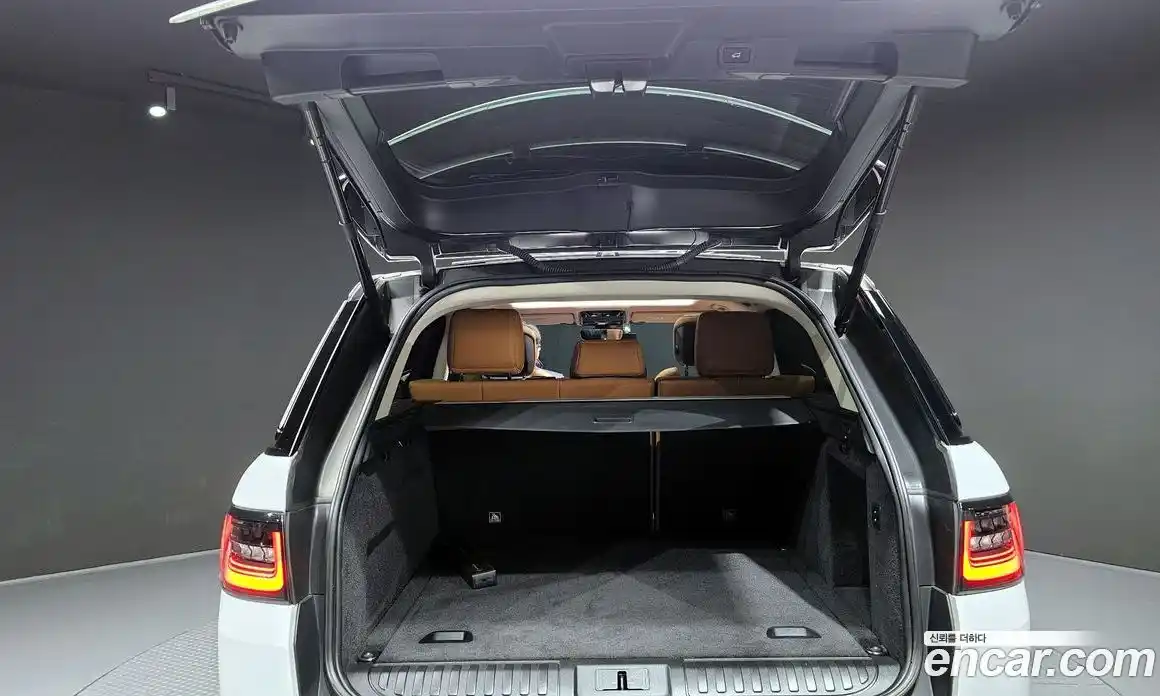 Land Rover Range-Rover Sport 2020 3.0 Автомат в Москве № 213512, фото 20