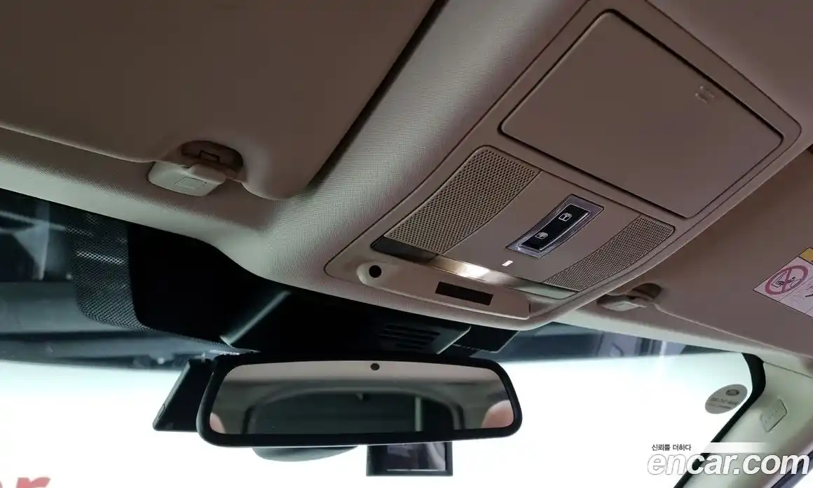 Land Rover Discovery Sport 2016 2.0 Автомат в Москве № 213750, фото 17