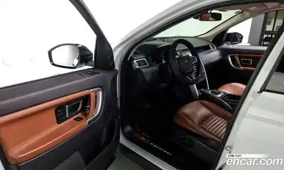 Land Rover Discovery Sport 2016 2.0 Автомат в Москве № 213750, миниатюра 2