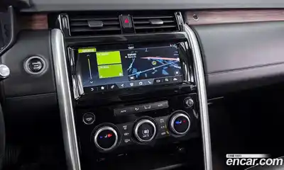 Land Rover Discovery 2018 3.0 Автомат в Москве № 213815, миниатюра 11