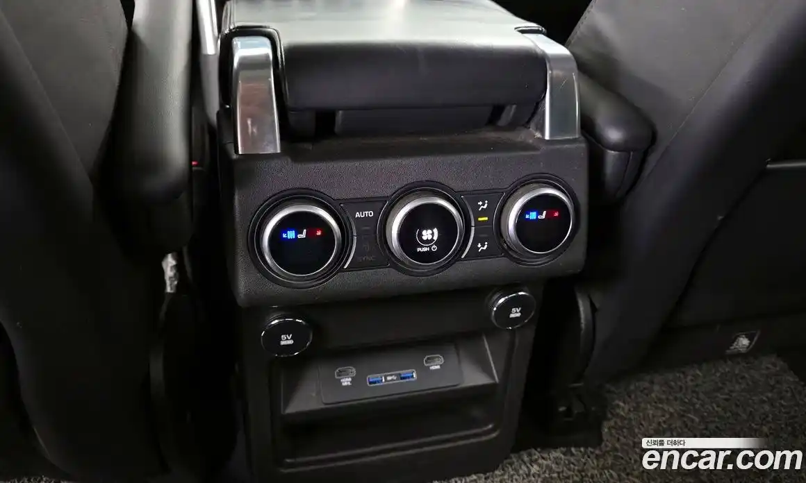 Land Rover Discovery 2018 3.0 Автомат в Москве № 213815, фото 8