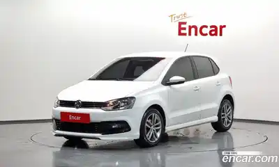 Volkswagen Polo 2016 1.4 Автомат в Москве № 214636, миниатюра 12
