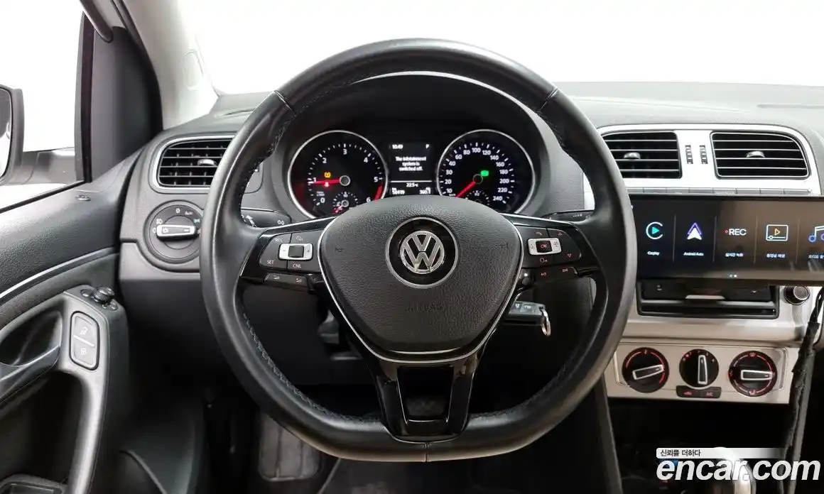 Volkswagen Polo 2016 1.4 Автомат в Москве № 214636, фото 14