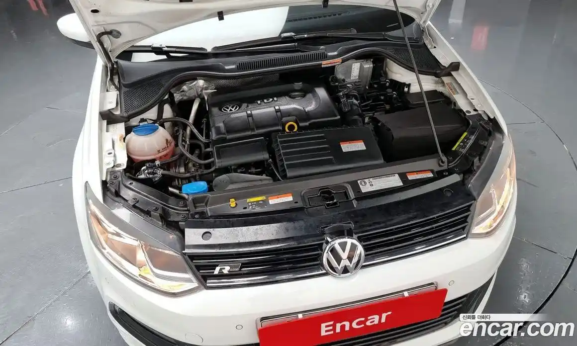 Volkswagen Polo 2016 1.4 Автомат в Москве № 214636, фото 19