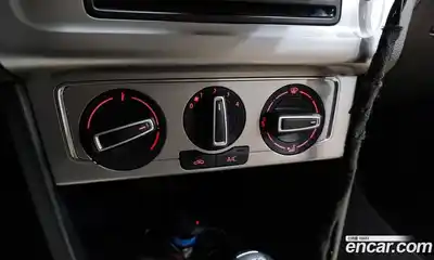 Volkswagen Polo 2016 1.4 Автомат в Москве № 214636, миниатюра 2