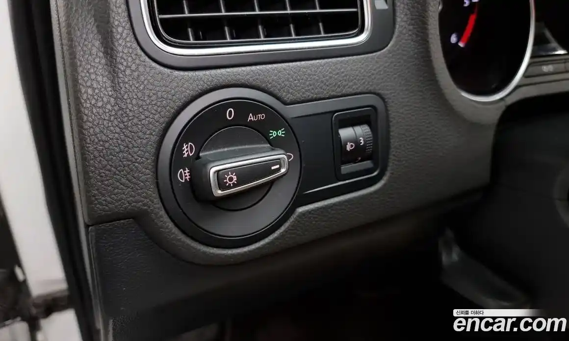 Volkswagen Polo 2016 1.4 Автомат в Москве № 214636, фото 8