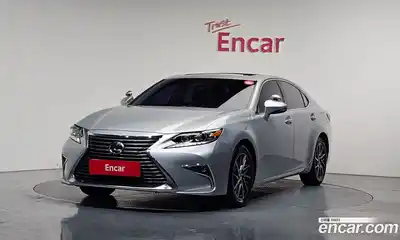 Lexus ES 2017 3.5 Автомат в Москве № 214641, миниатюра 11