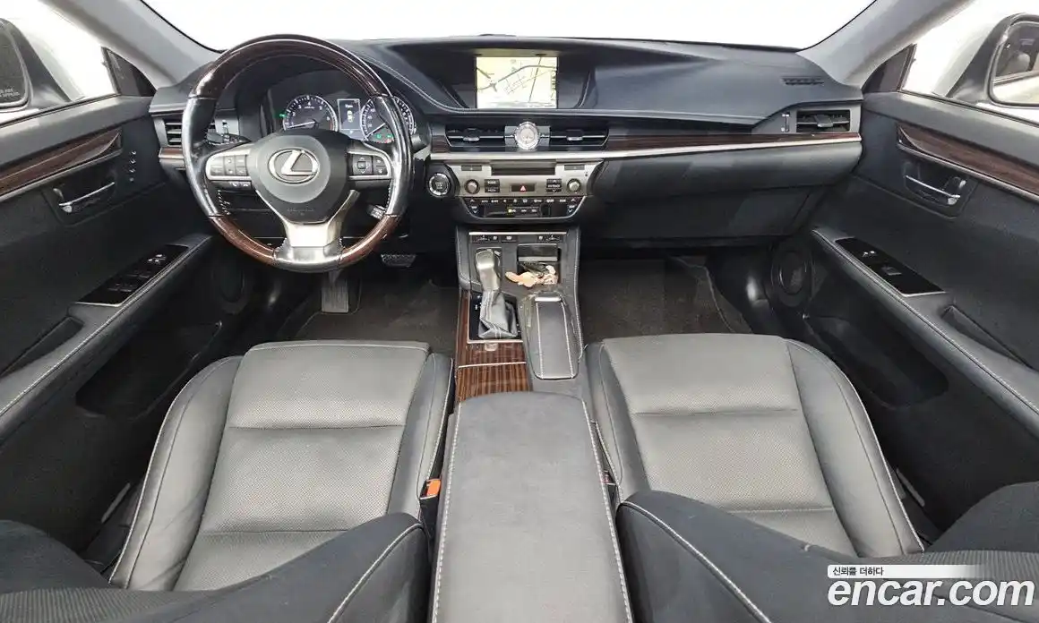 Lexus ES 2017 3.5 Автомат в Москве № 214641, фото 12