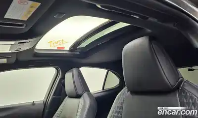 Lexus UX 2020 2.0 Автомат в Москве № 214701, миниатюра 12